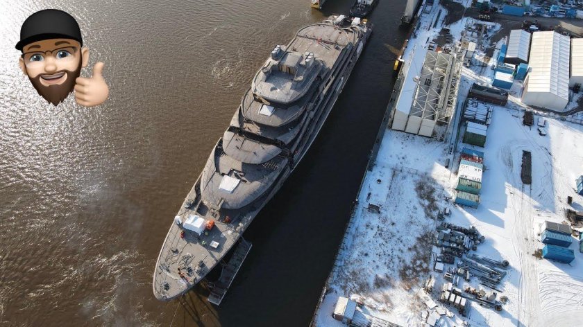 Яхта Ахметова