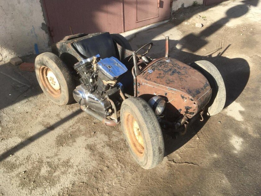Автомобиль из мотоциклетной люльки