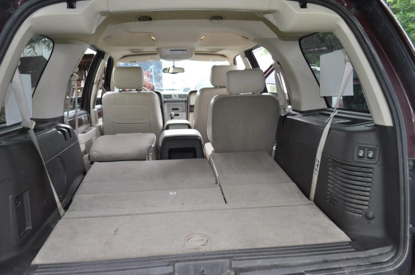 Lincoln Navigator 2002 салон