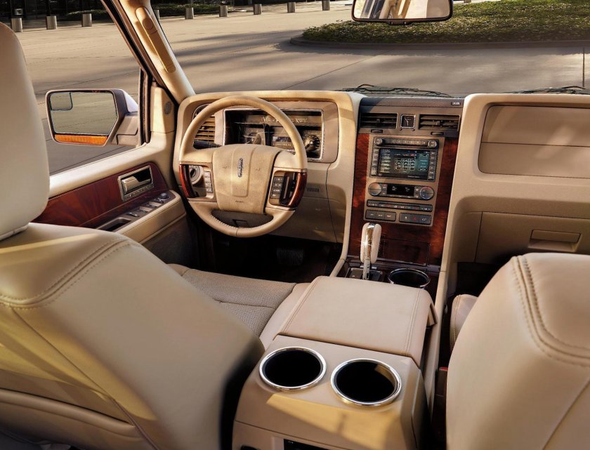 Linkoln Navigator 2021 салон