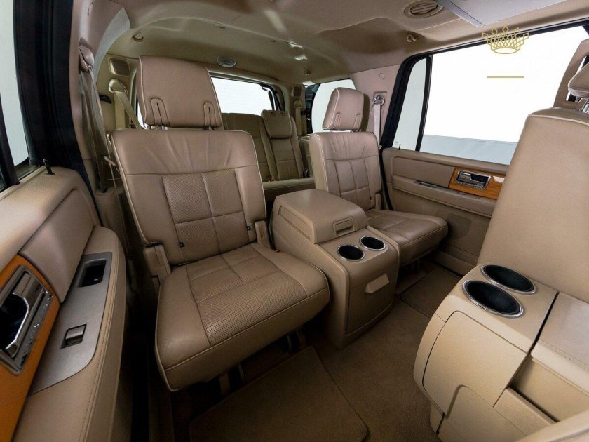 Lincoln Navigator 2005 салон
