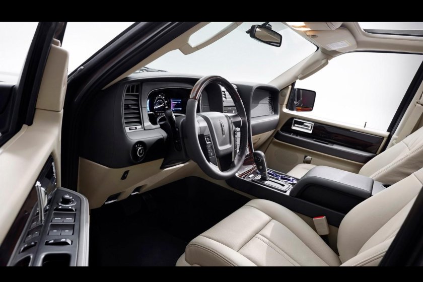 Lincoln Navigator 2015