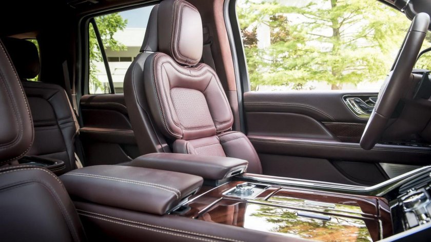 Линкольн навигатор 2019 салон