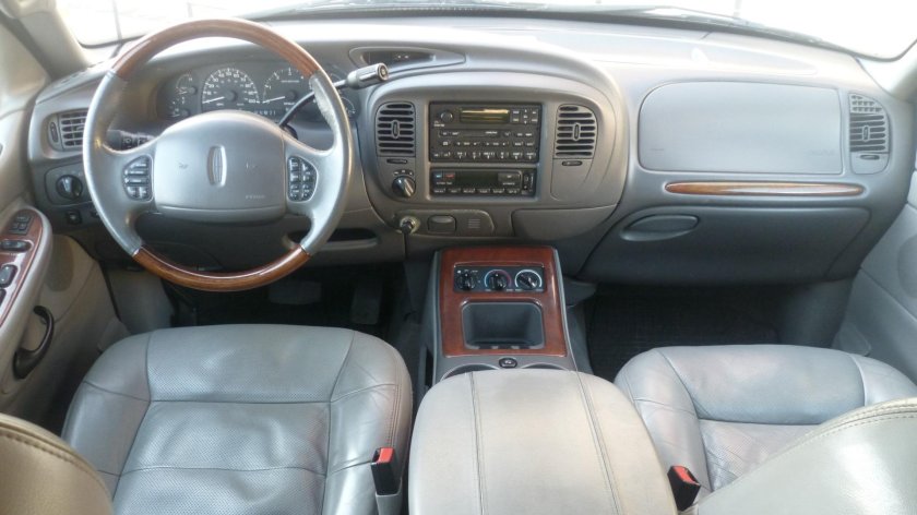 Lincoln Navigator 1998 салон