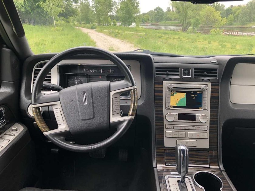 Lincoln Navigator 3
