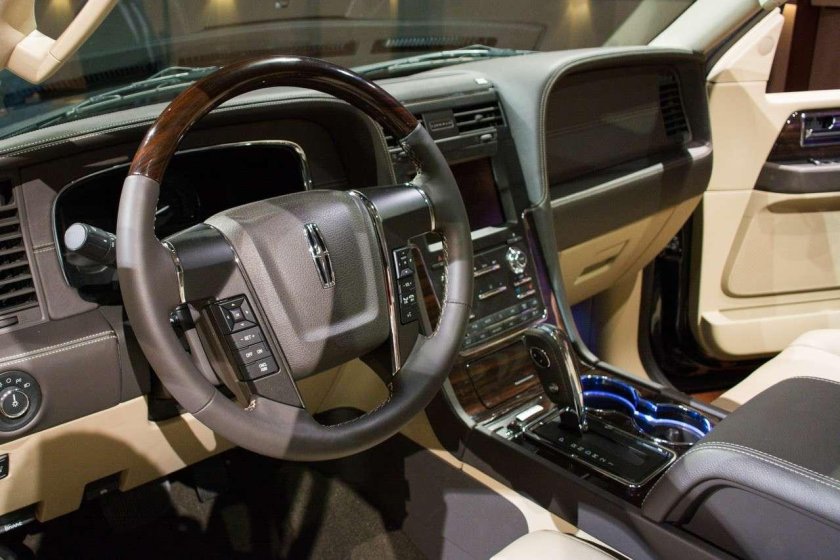Lincoln Navigator 2 салон