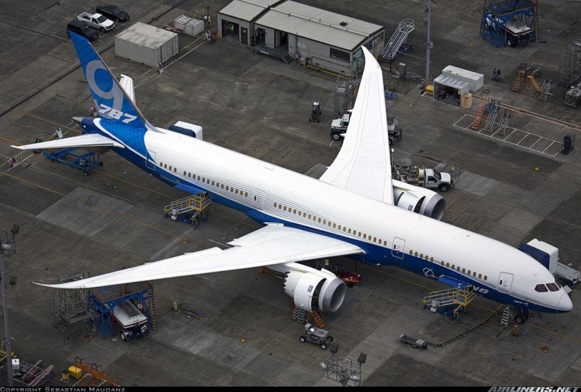 787-9 Dreamliner
