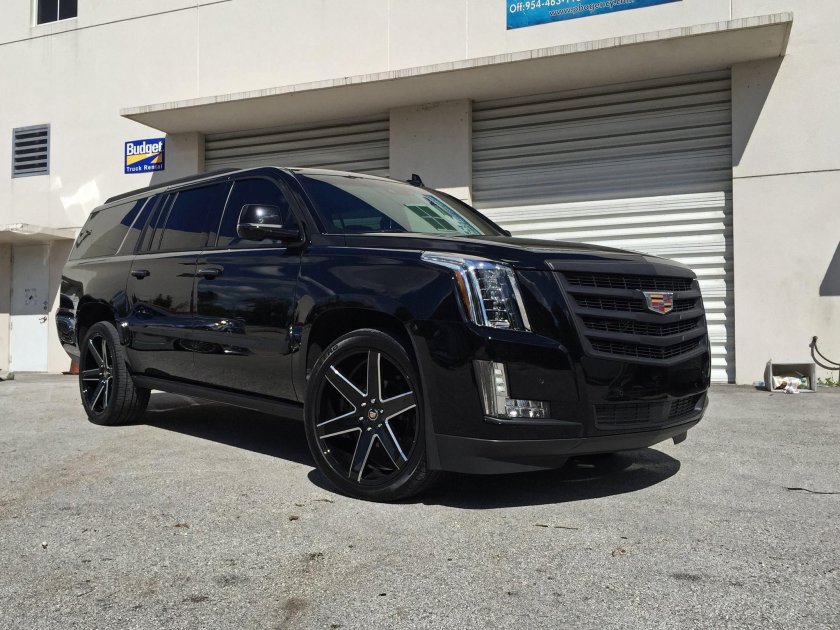 Кадиллак эскалейд 2017