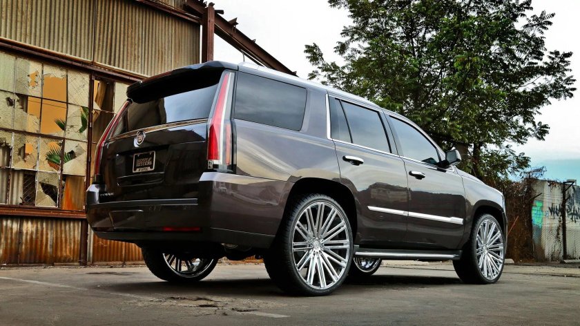 Cadillac Escalade 24 Wheels