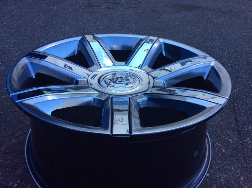 Cadillac Escalade r22