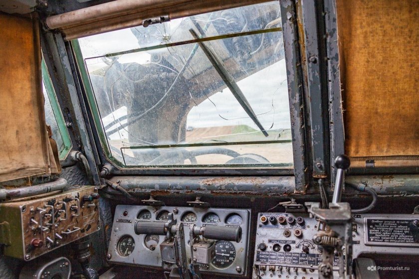 Бат 2 кабина