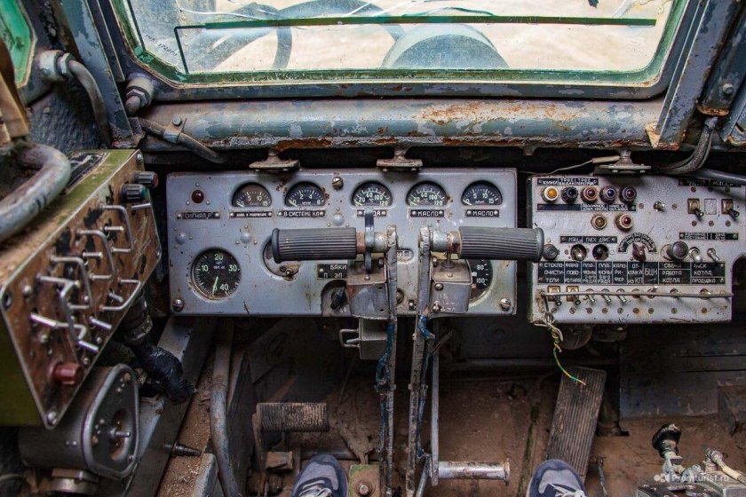 Бат 2 кабина