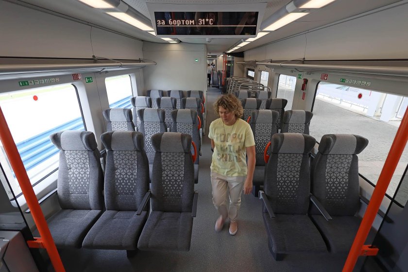 Электричка Ласточка салон