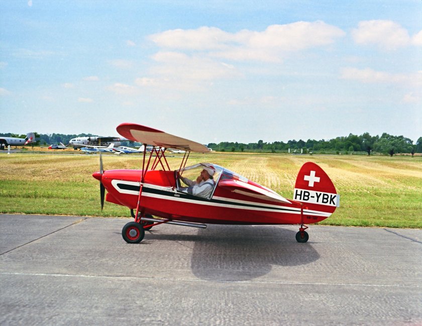 Самолет блоха