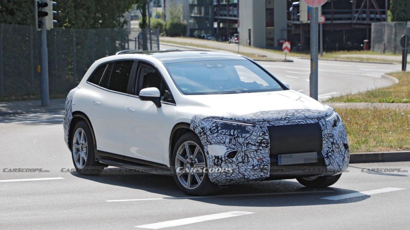 Мерседес Майбах 2022