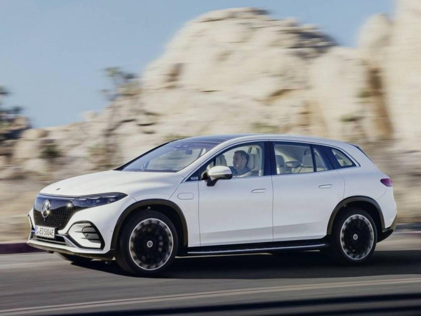 Mercedes-Benz EQS SUV