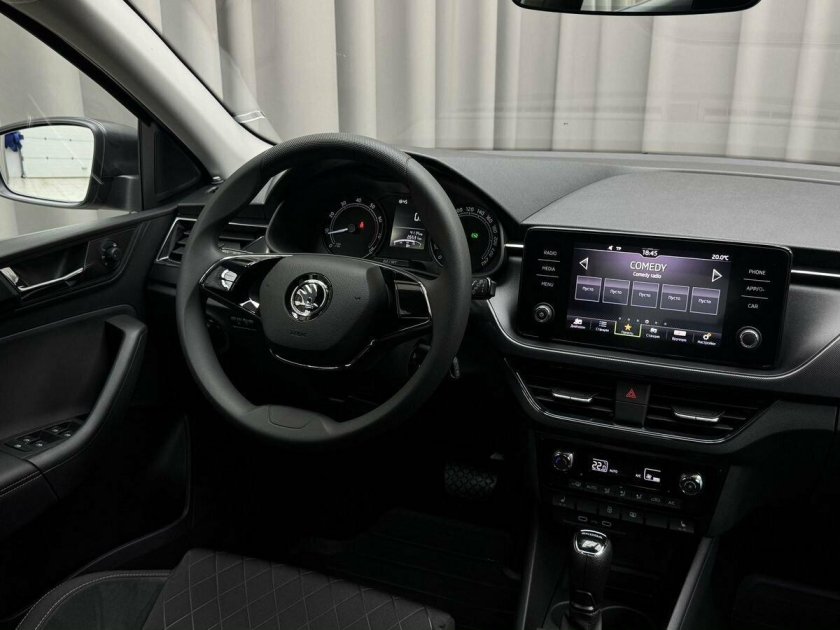 Новая шкода рапид 2022