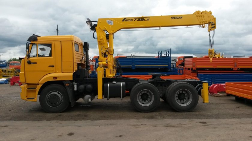 Краном-манипулятором Soosan SCS 736