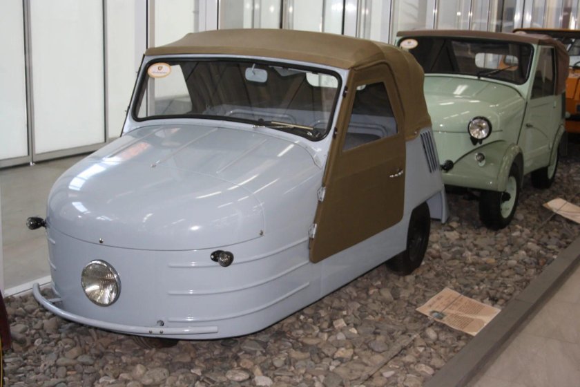 Мотоколяска СМЗ С-1л