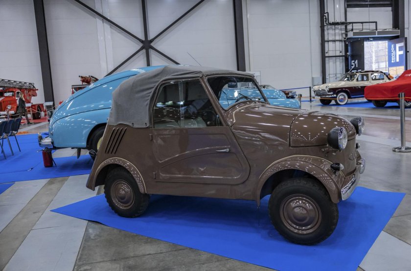 Автомобильная выставка