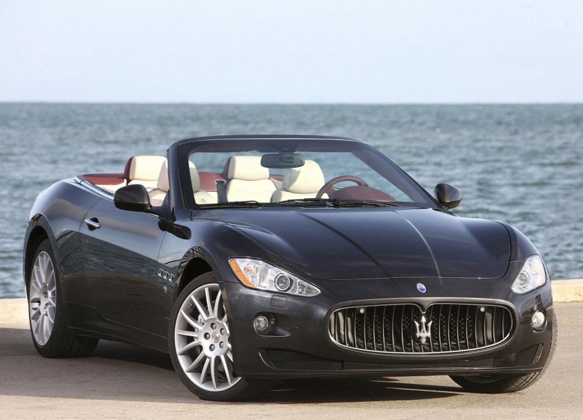 Мазерати Гранд Туризмо кабриолет
