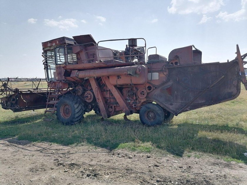 Коричневого комбайна