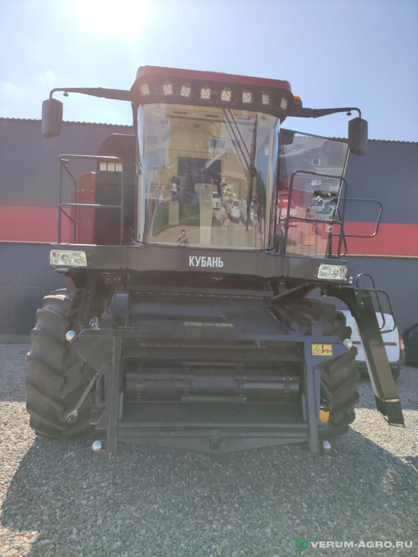 Комбайн гомсельмаш