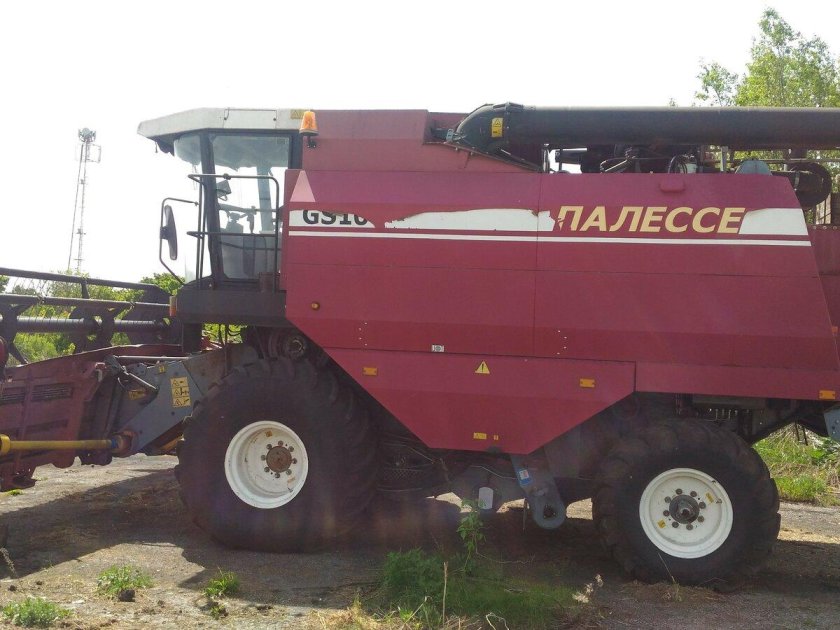 Комбайн Гомсельмаш GS 1218