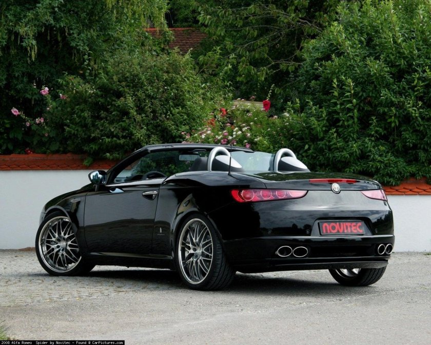 Альфа Ромео Спайдер кабриолет