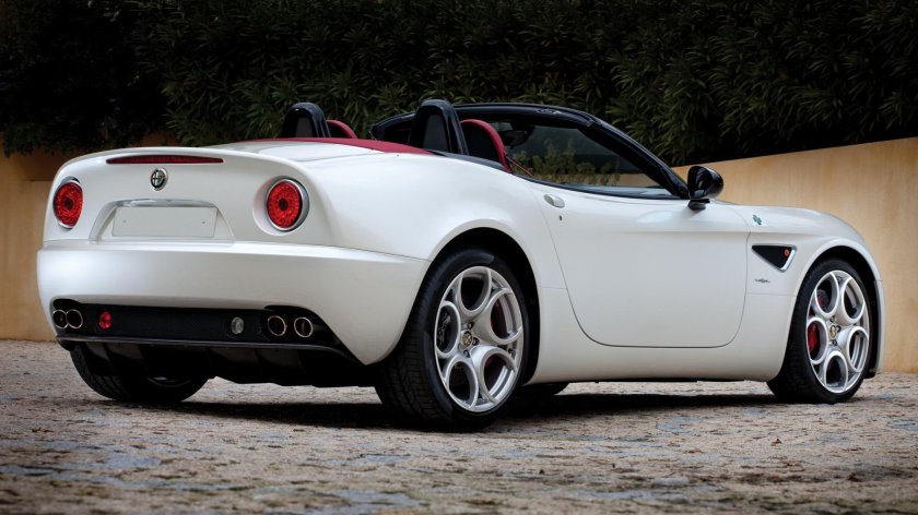 Alfa Romeo 8c