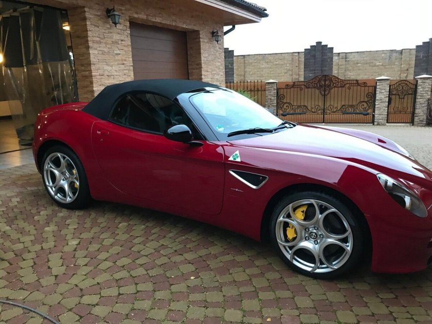 Альфа Ромео 8c Competizione