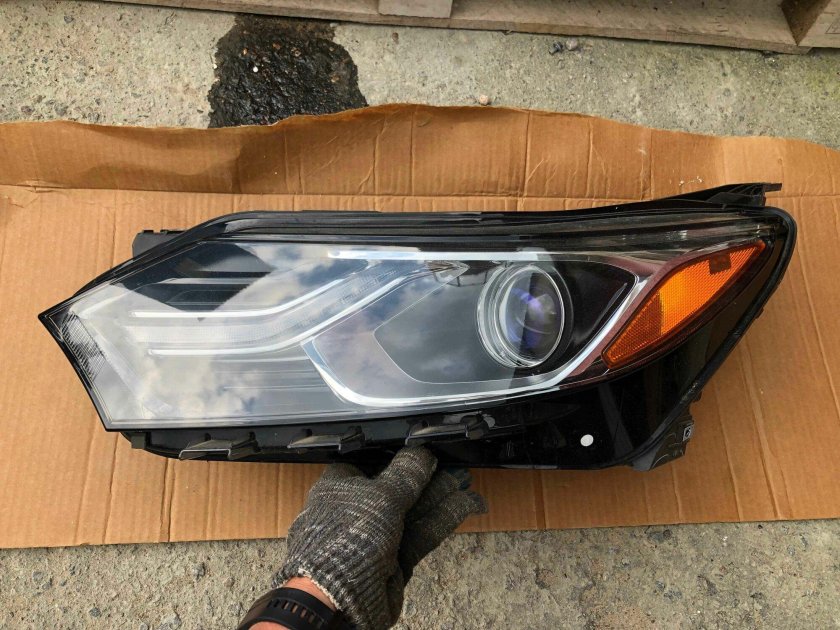 Фара передняя для