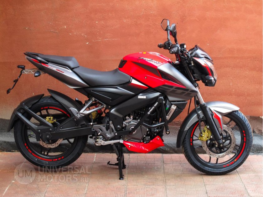 Bajaj Пульсар ns200