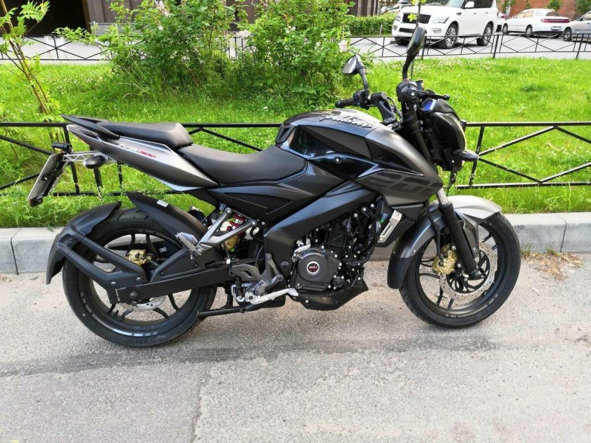 Мотоцикл bajaj pulsar ns 200