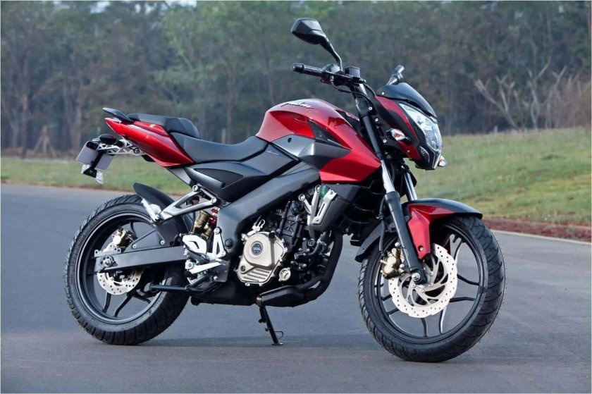 Мотоцикл bajaj pulsar ns 200