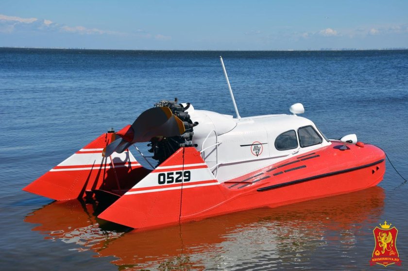 Глиссер аэроглиссер