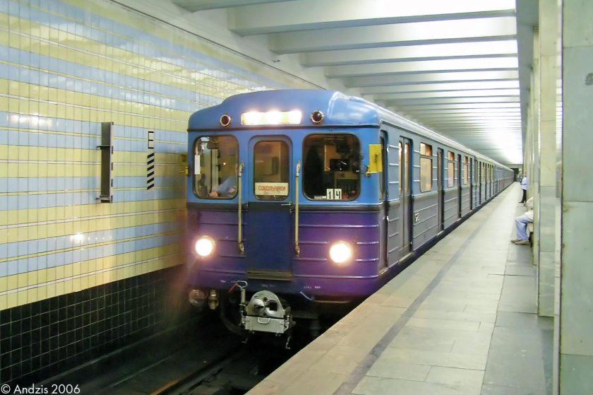 Сиреневый вагон еж