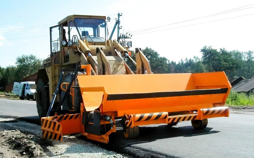 Укладчик обочин up-300