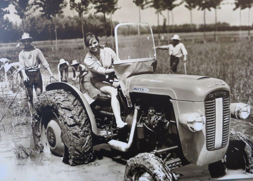 Ретро трактор