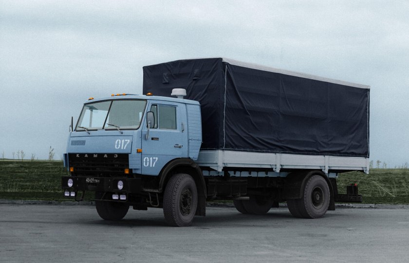 КАМАЗ цветов