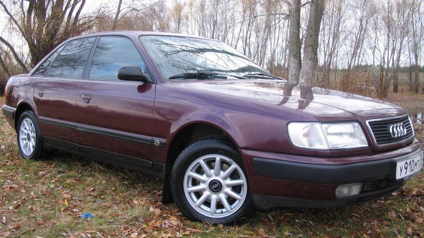 Ауди 100 в 45 кузове Вишневая