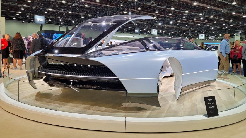 Автомобильная выставка