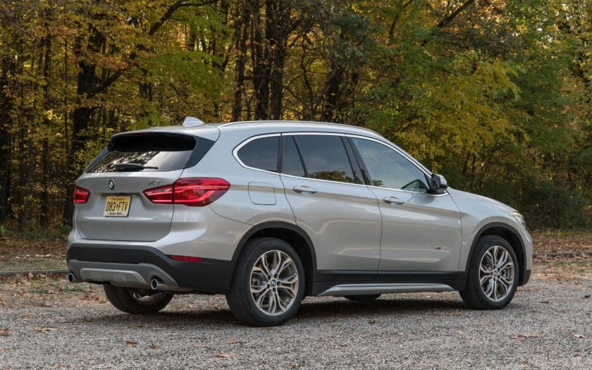 BMW x1 2018 зад