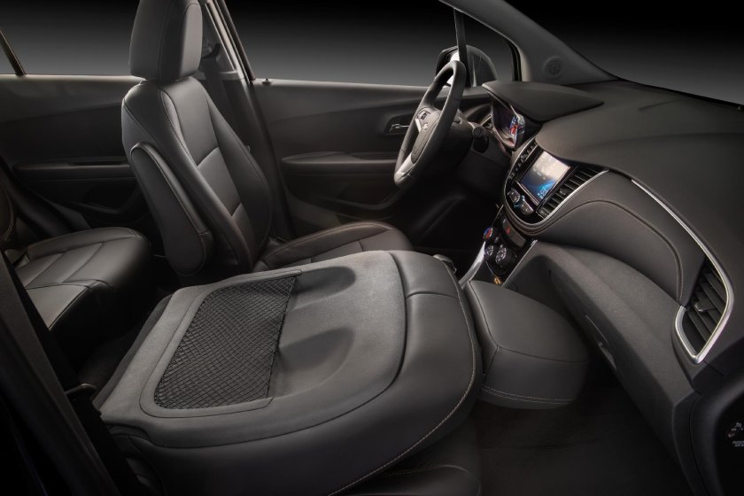 Chevrolet Trax 2017 салон