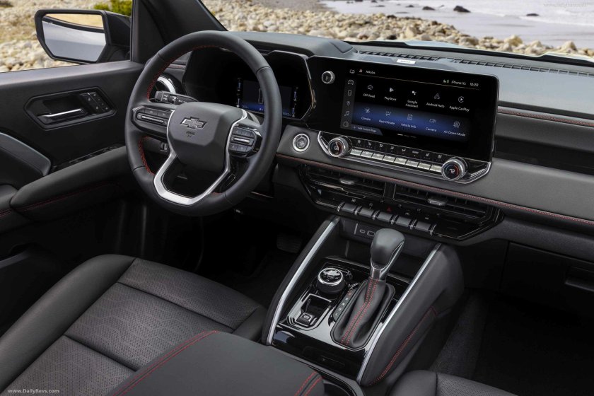 Шевроле Колорадо 2022