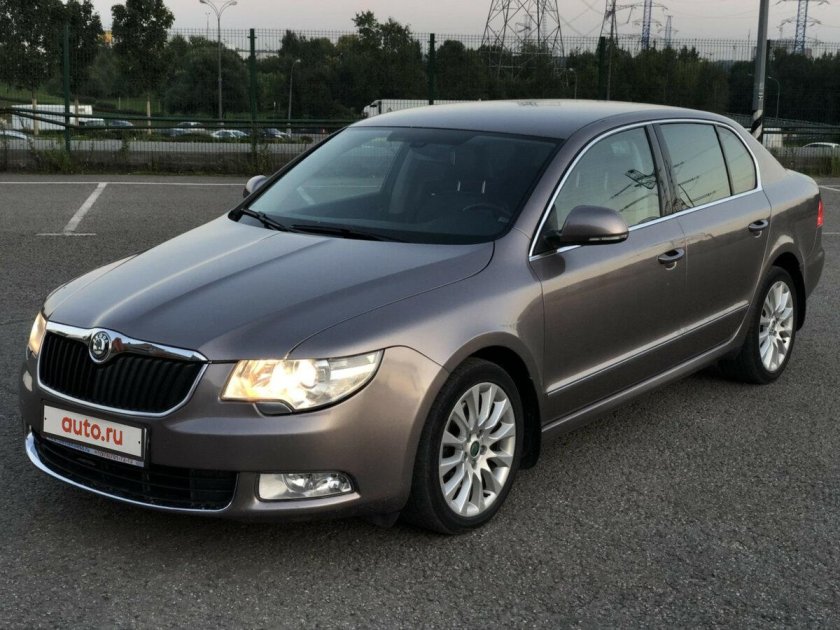 Skoda Superb II 2012