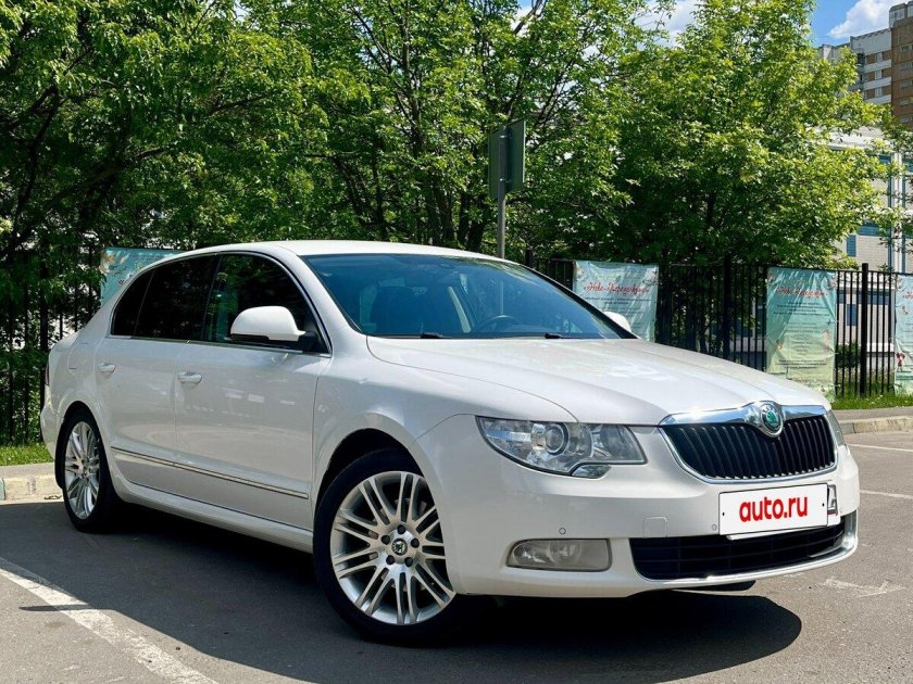 Skoda superb 2011