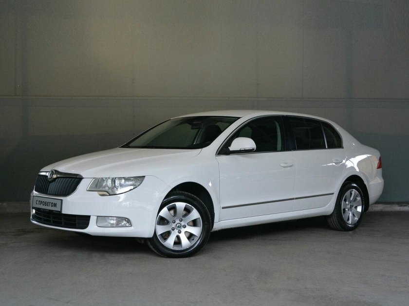 Skoda Superb 2012