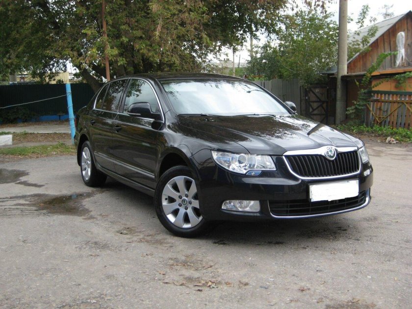 Шкода Суперб 2012 1.8