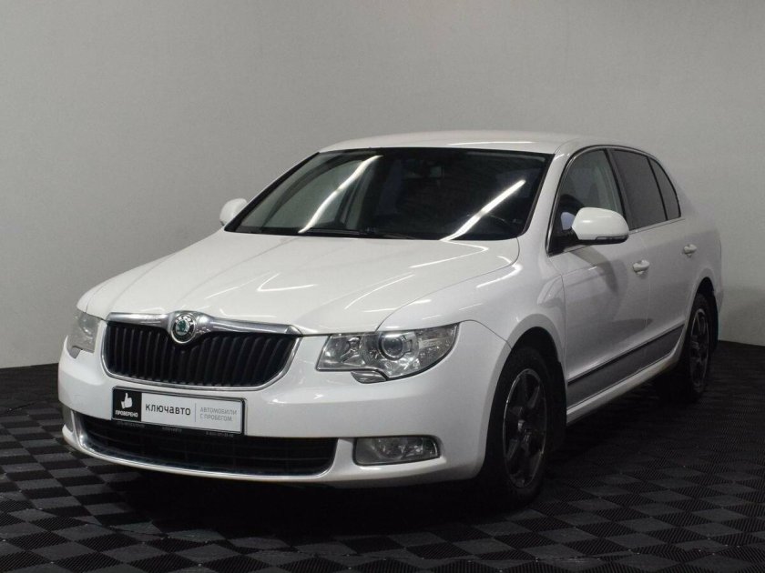 Шкода Суперб 2011